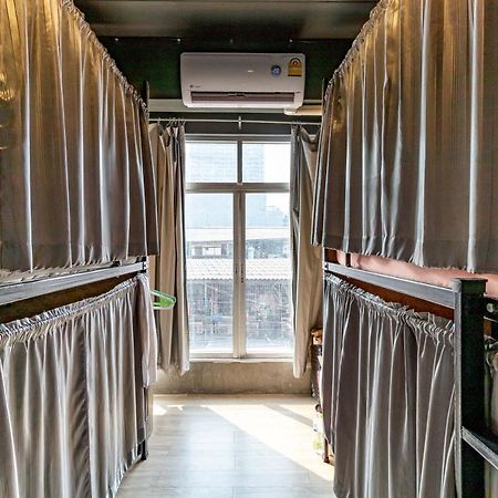 The Beds Ever Hostel Bangkok Buitenkant foto