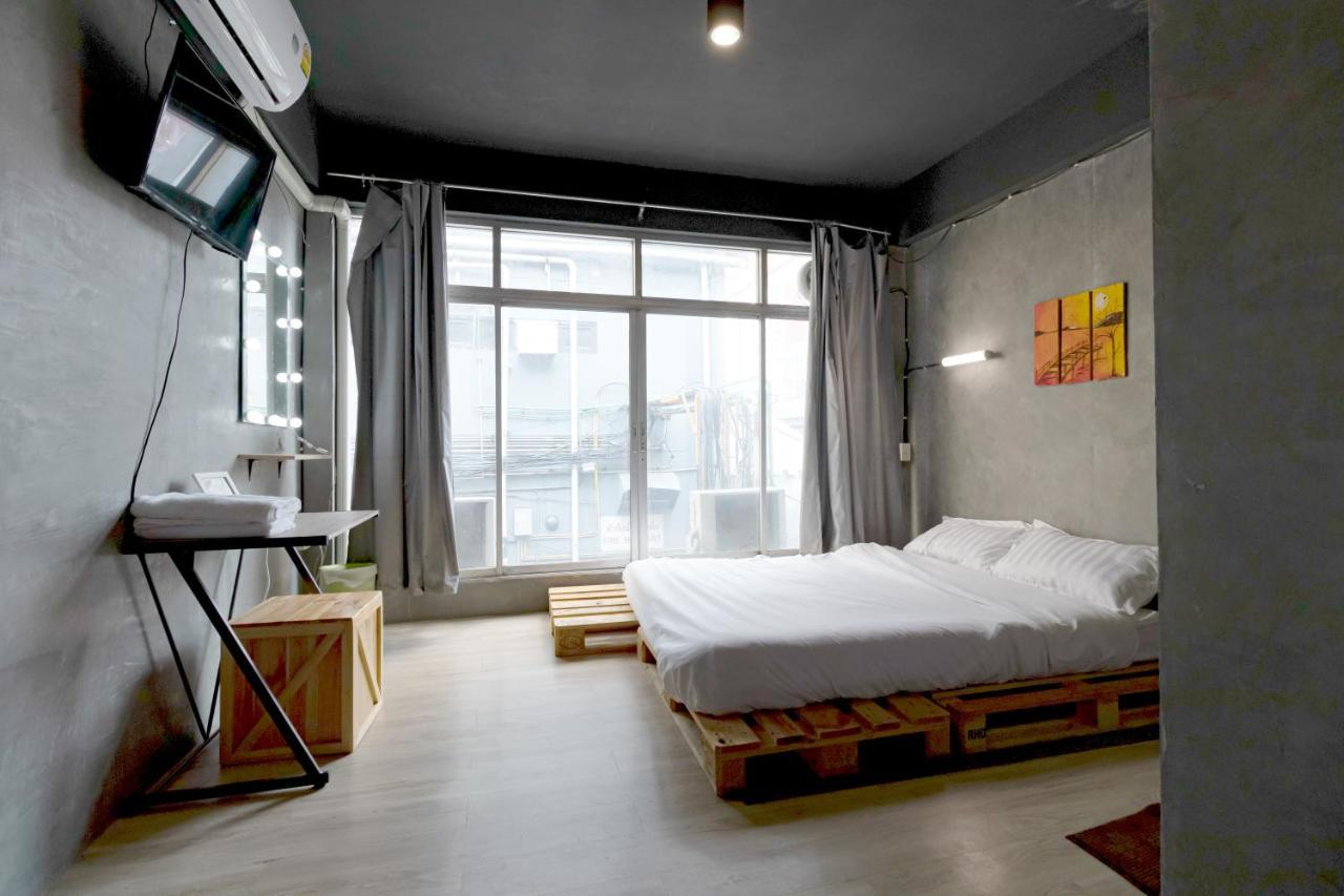 The Beds Ever Hostel Bangkok Buitenkant foto