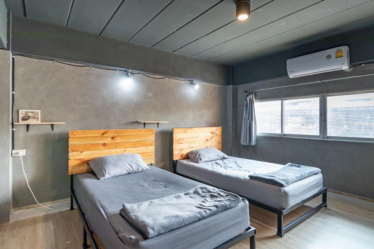 The Beds Ever Hostel Bangkok Buitenkant foto